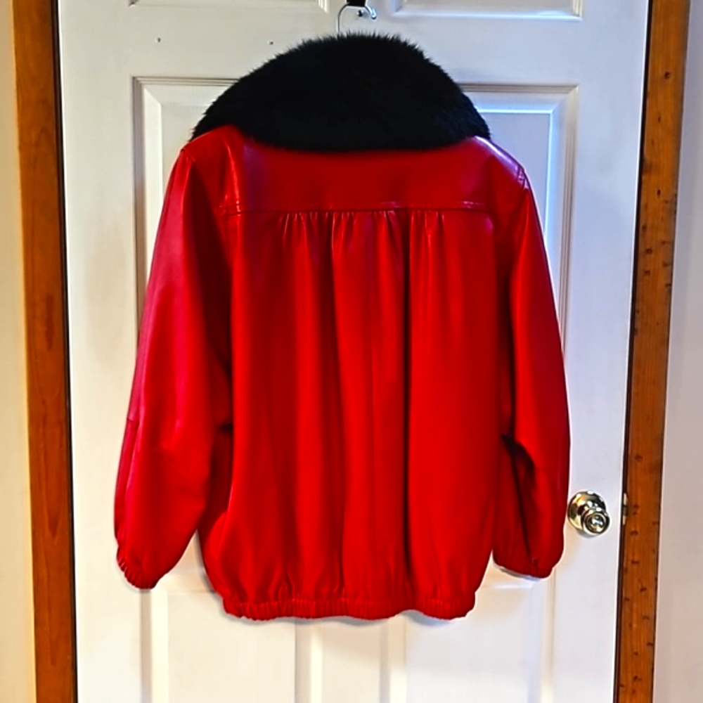 Red Leather Coat with Fox Fur Accents. LG $275. - Picture 3 of 8